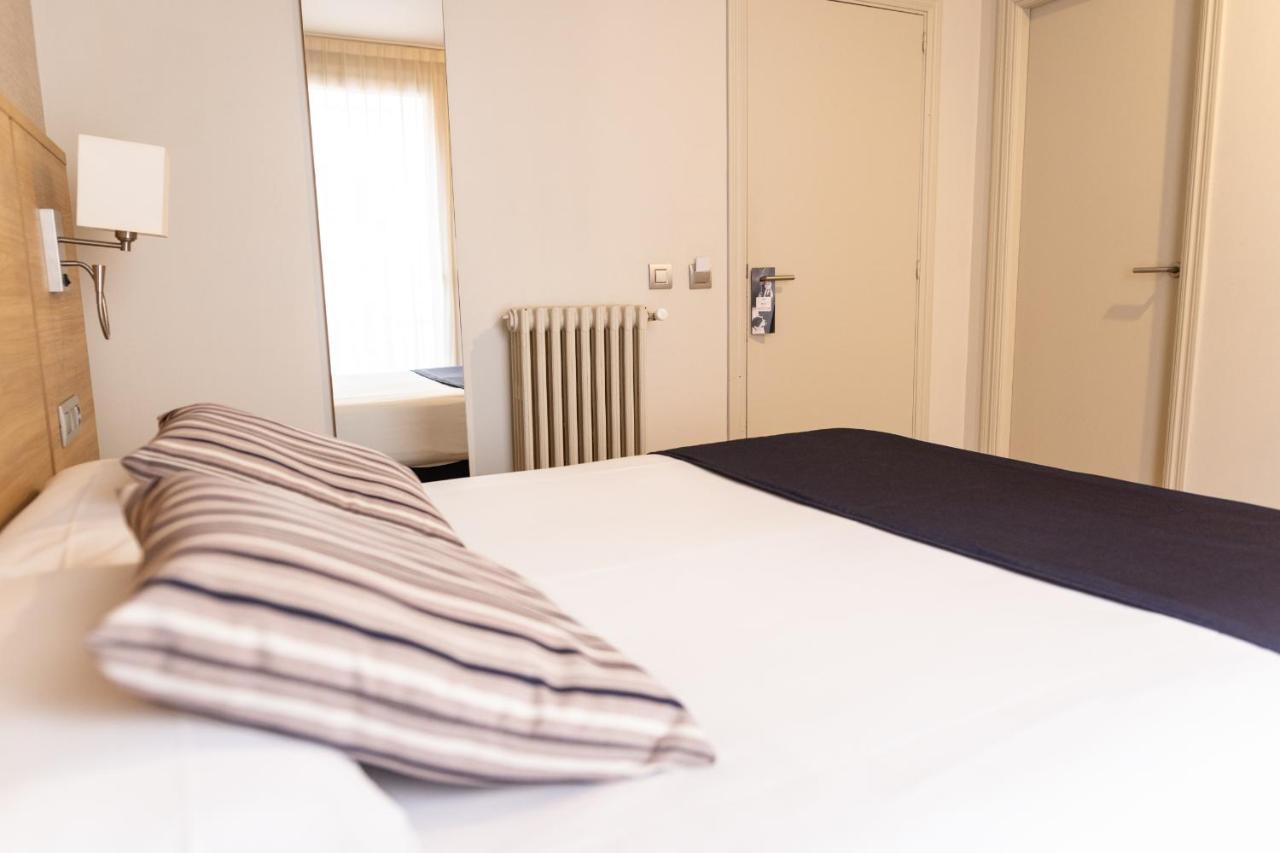 Hotel Terminus Puigcerda Ngoại thất bức ảnh