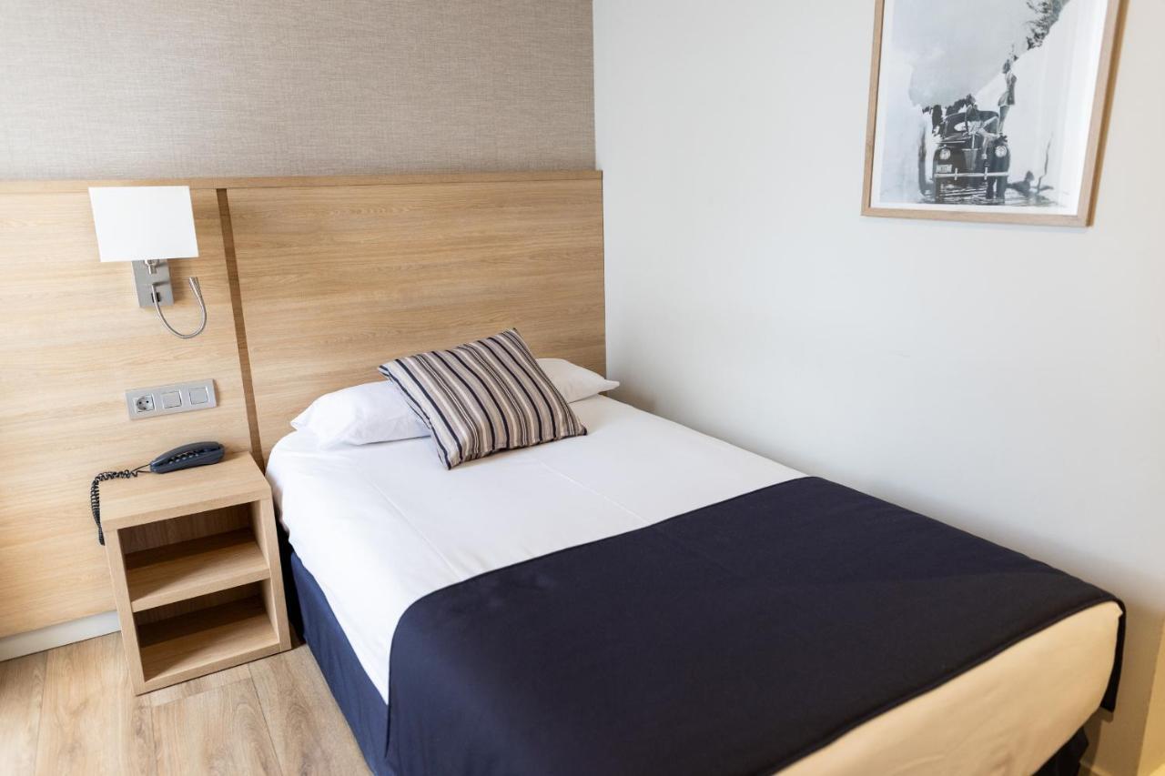 Hotel Terminus Puigcerda Ngoại thất bức ảnh
