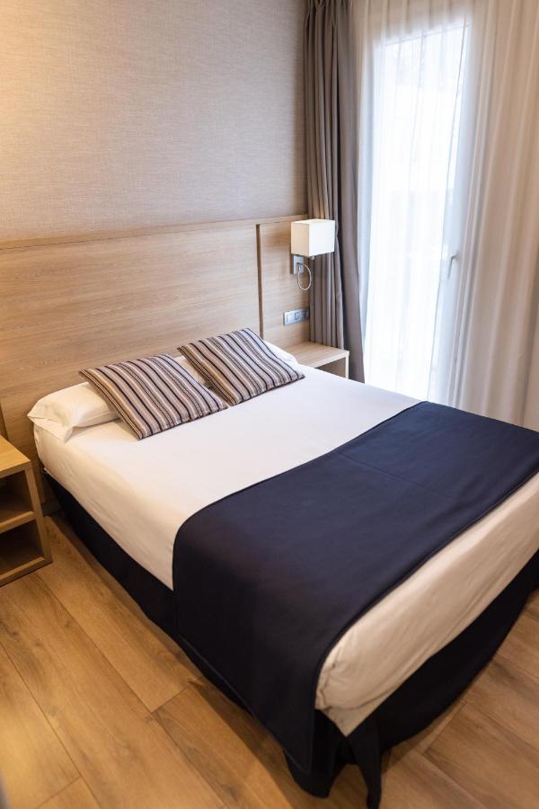 Hotel Terminus Puigcerda Ngoại thất bức ảnh